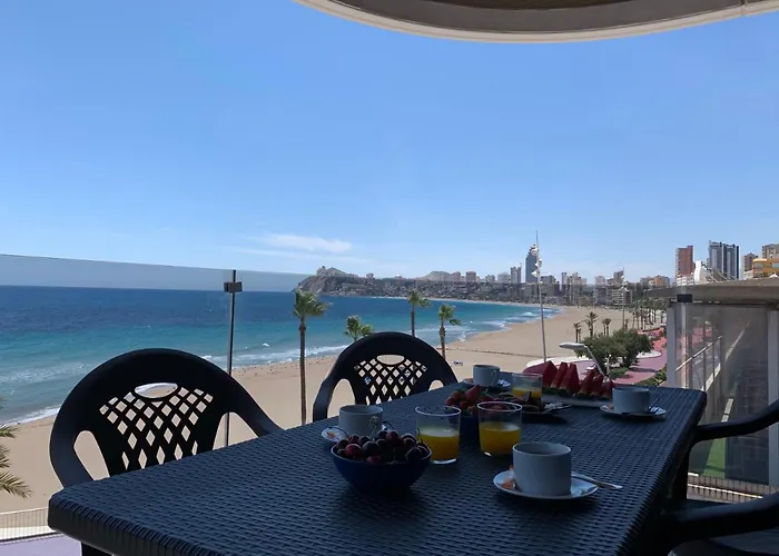 De Lujo En Primera Linea De Playa Бенидорм